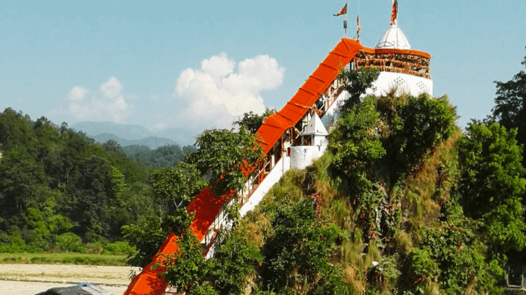 गर्जिया देवी मंदिर: उत्तराखंड का एक पवित्र और प्राकृतिक आध्यात्मिक स्थल